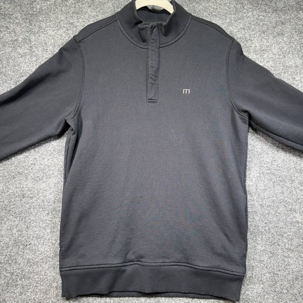 Travis Mathew Hideaway 1/4 Zip Pullover Sweater Men's Medium Black Golf Casual